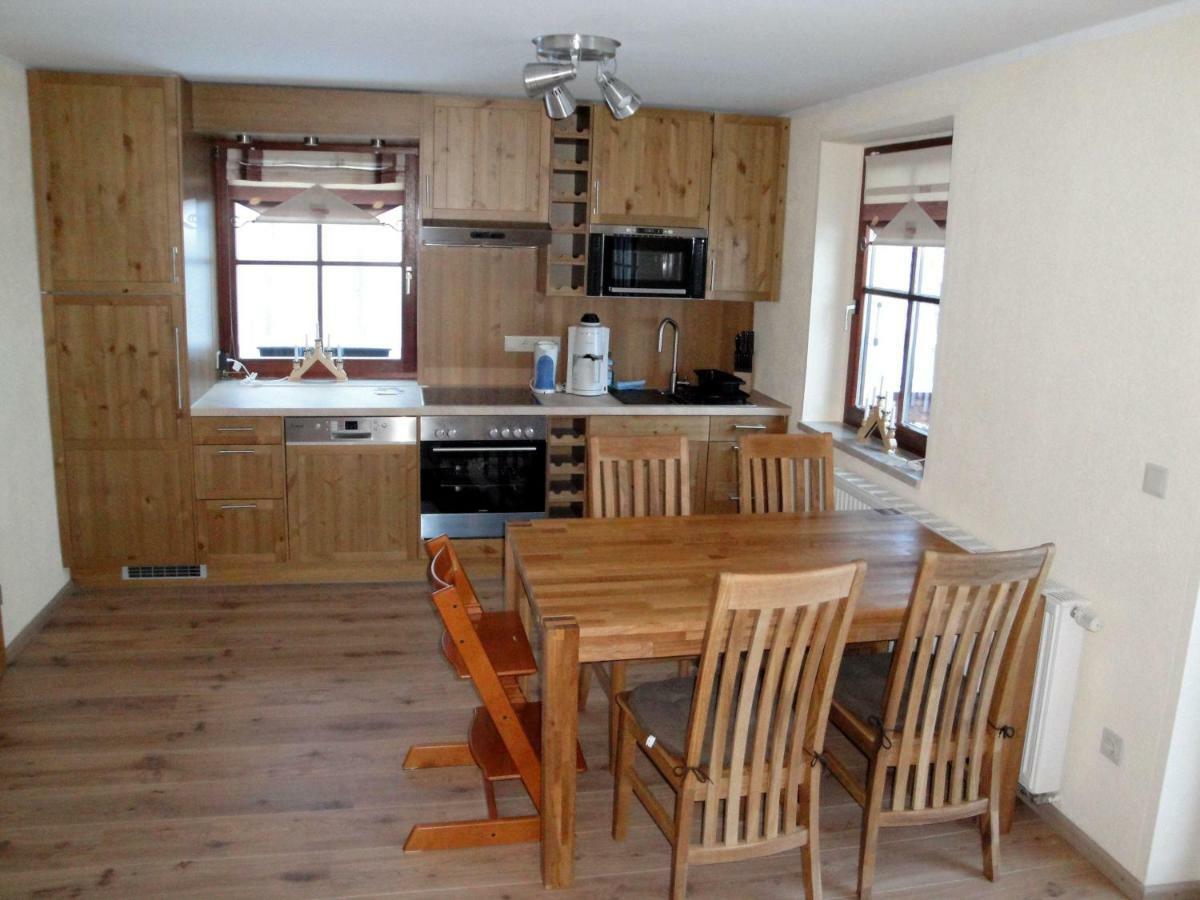 Ferienhaus-Bergtraum-Ferienwohnung-Fanni Oberwiesenthal Esterno foto