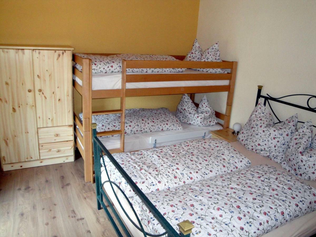 Ferienhaus-Bergtraum-Ferienwohnung-Fanni Oberwiesenthal Esterno foto